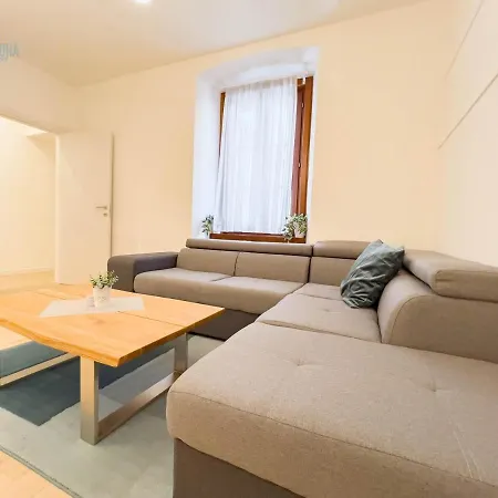Appartement Piazza Della Borsa 3b Tirabora Short Rent
