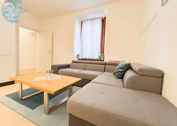 Lägenhet Piazza Della Borsa 3b Tirabora Short Rent