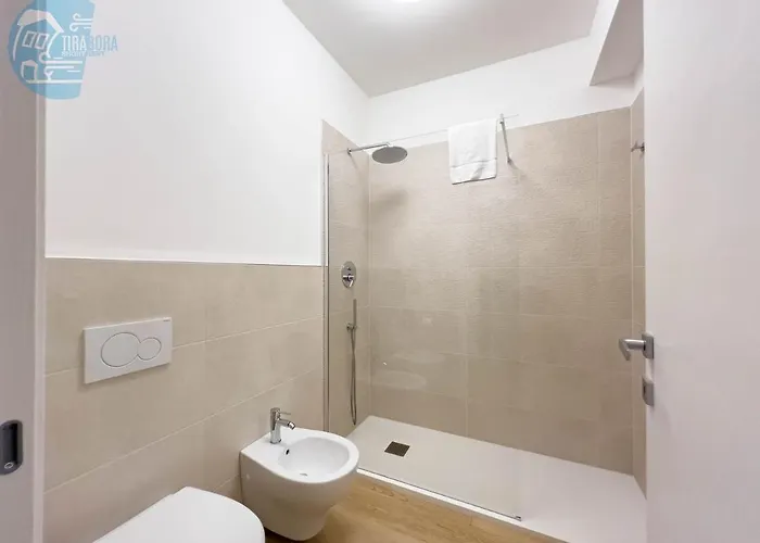 Piazza Della Borsa 3b Tirabora Short Rent *